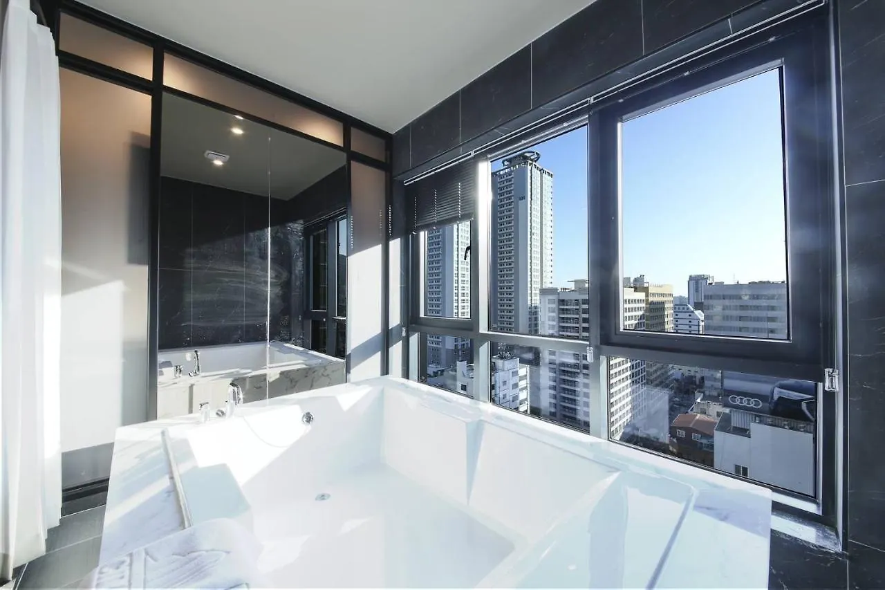 City Hotel The Busan Metro