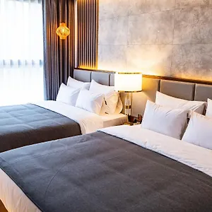 Raviens Haeundae Avenue 公寓式飯店