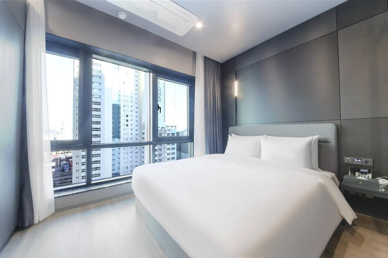 City Hotel The Busan Metro